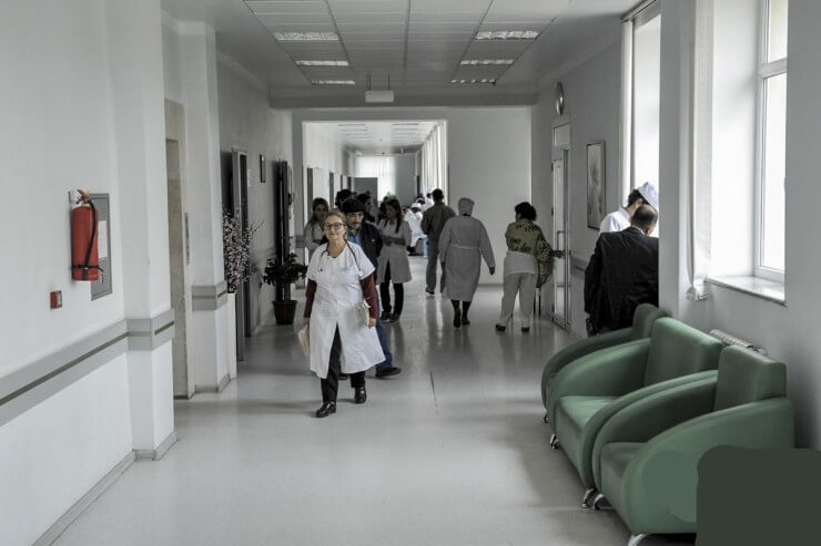 Bakıda toyda 51 nəfər zəhərləndi, prokurorluqda araşdırma başlandı