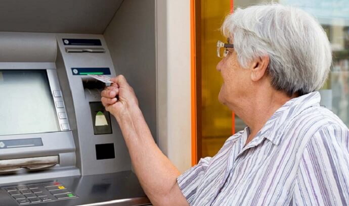 Vəfat edən şəxsin pensiyasını bu şəxslər də ala biləcək - VİDEO