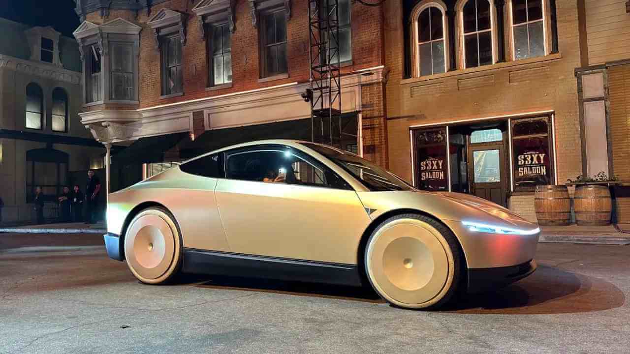 "Tesla"nın yenilənmiş "Model Y" avtomobili gözlənilən qədər müştəri cəlb edə bilmədi