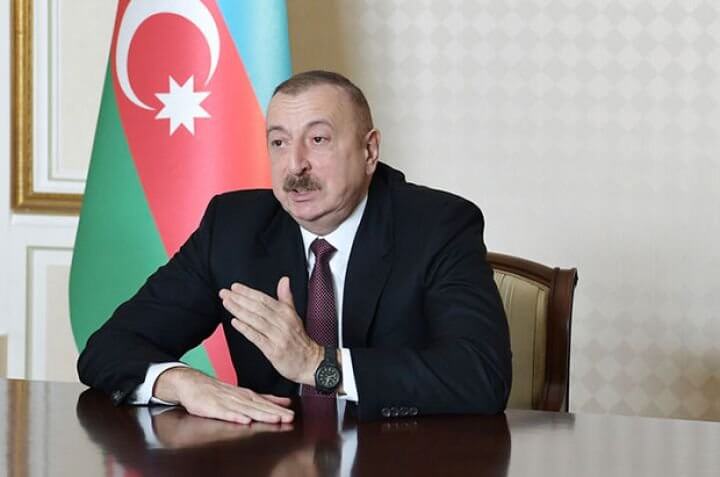 "Aİ daxilində müstəqil siyasət aparmaq böyük qəhrəmanlıq tələb edir ki, bunlar da Macarıstanda var"