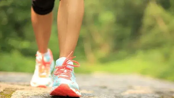 Gündə 7 min addım atmaq 13 müxtəlif xərçəng növünün qarşısını alır - ARAŞDIRMA