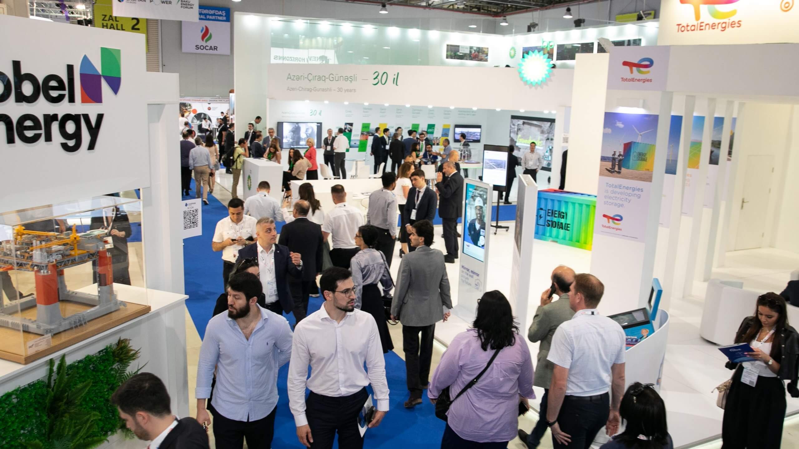 Bakı Enerji Həftəsində “yaşıl enerji” üzrə əməkdaşlıq sənədləri imzalanıb