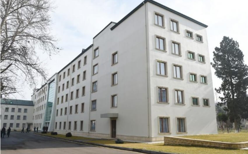 Gəncədə xəstəxanalardan birində oksigen balonu yanıb, 10-dan çox xəstə təxliyə edilib