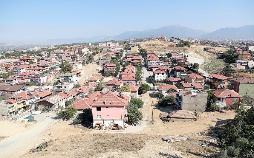 Deputat: Bakıda sənədsiz evlərin sayı 500 mindən çoxdur