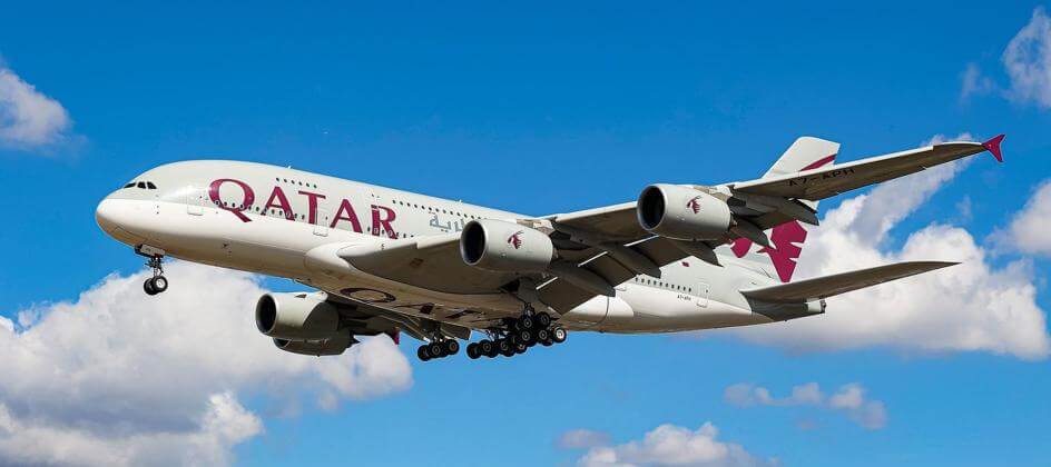 “Qatar Airways” İran və İraqa uçuşları ləğv edib