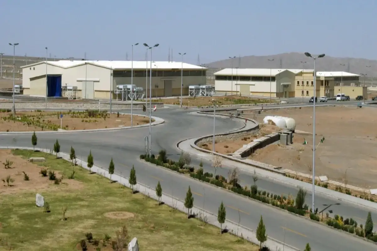 İsrail Müdafiə Qüvvələri İranın Natanzdakı ən böyük nüvə obyektinə zərbə endirib