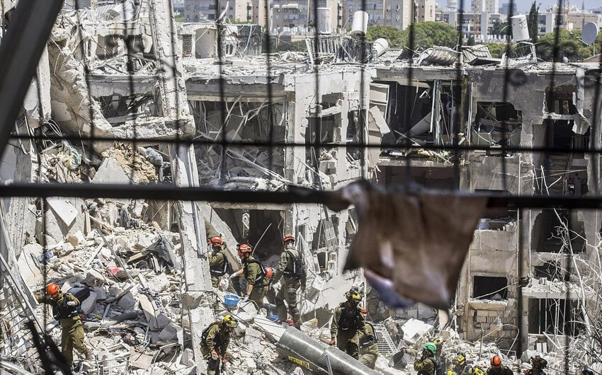 Niderlandın Təl-Əvivdəki səfirliyinin binası raket zərbəsi zamanı zədələnib