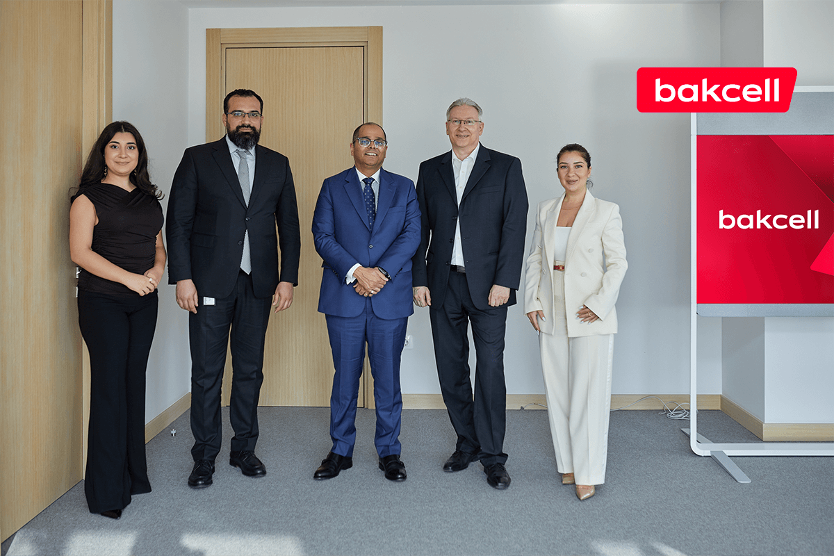 “Bakcell” “PwC illik CEO sorğusu”nda iştirak edib