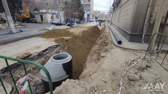 AAYDA asfalt çəkir, “Azərsu” sökür – FOTO