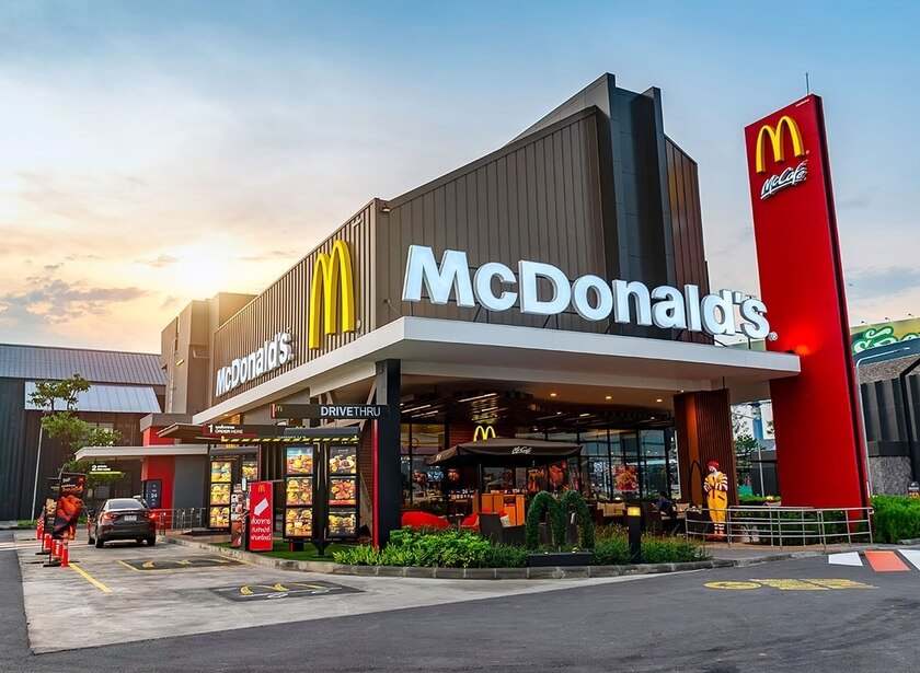 “McDonalds” Rusiya bazarından getdiyini açıqladı