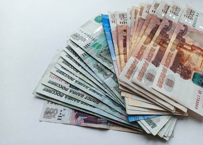 Rusiyada hesablardan çıxarılan pullar banklara geri qayıdır