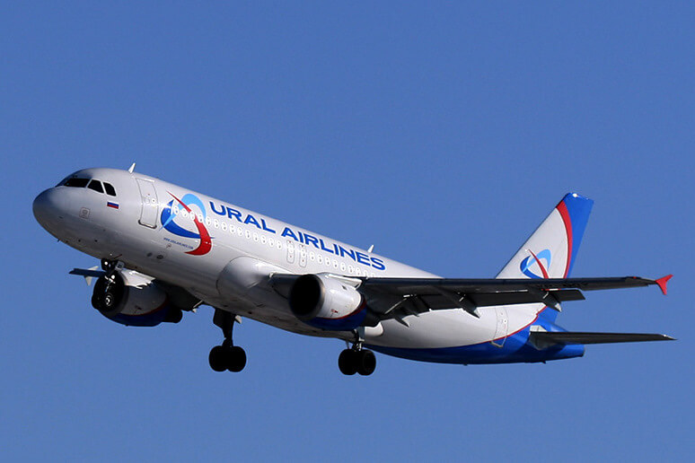“Ural Hava Yolları” Azərbaycana uçuşlarını yenidən dayandırıb