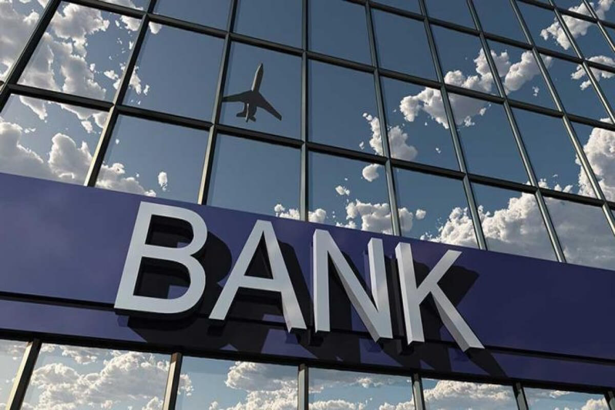 Bank sektorunun xalis mənfəəti 40% artıb