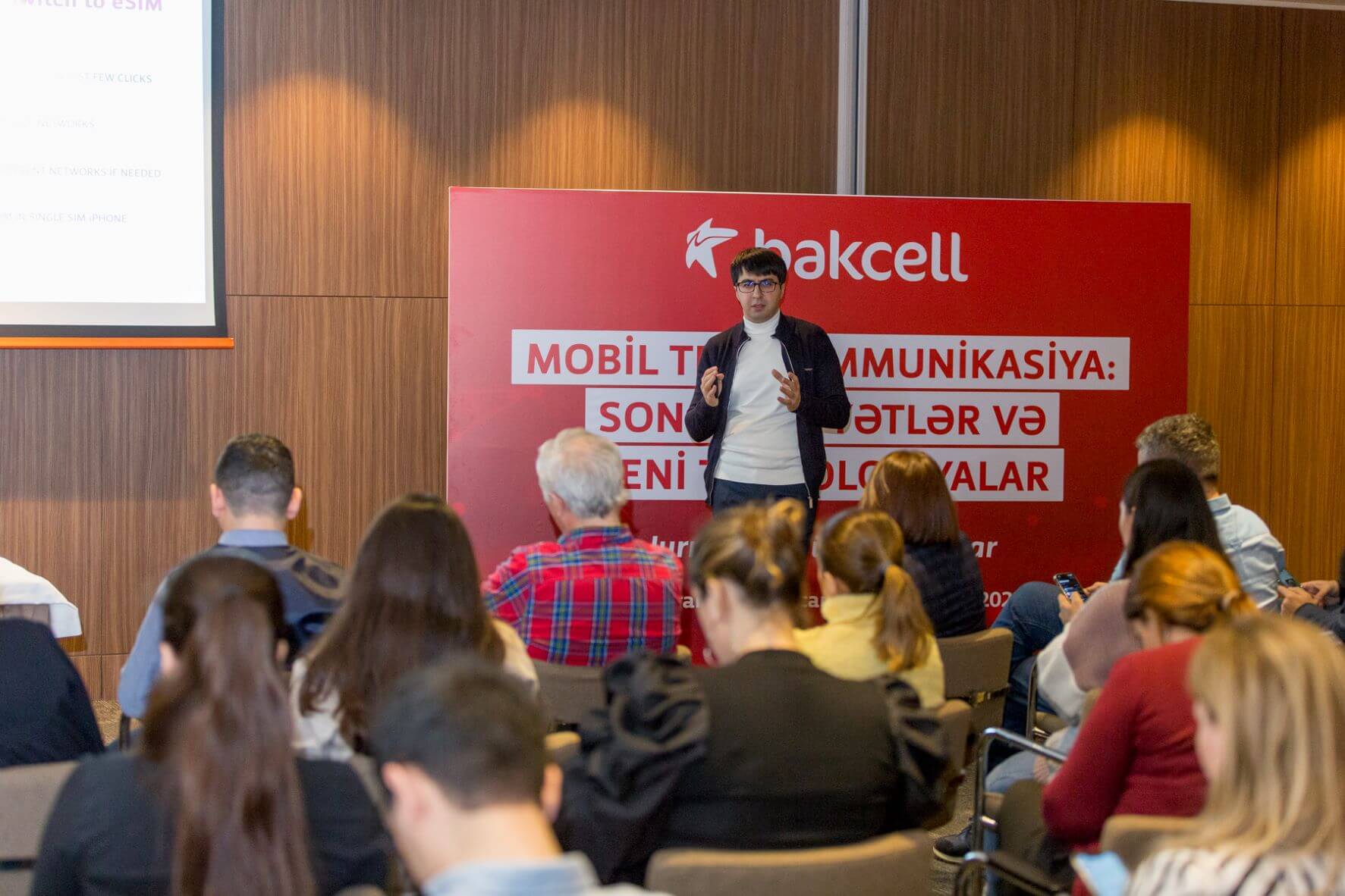 “Bakcell” jurnalistlər üçün seminar keçirib