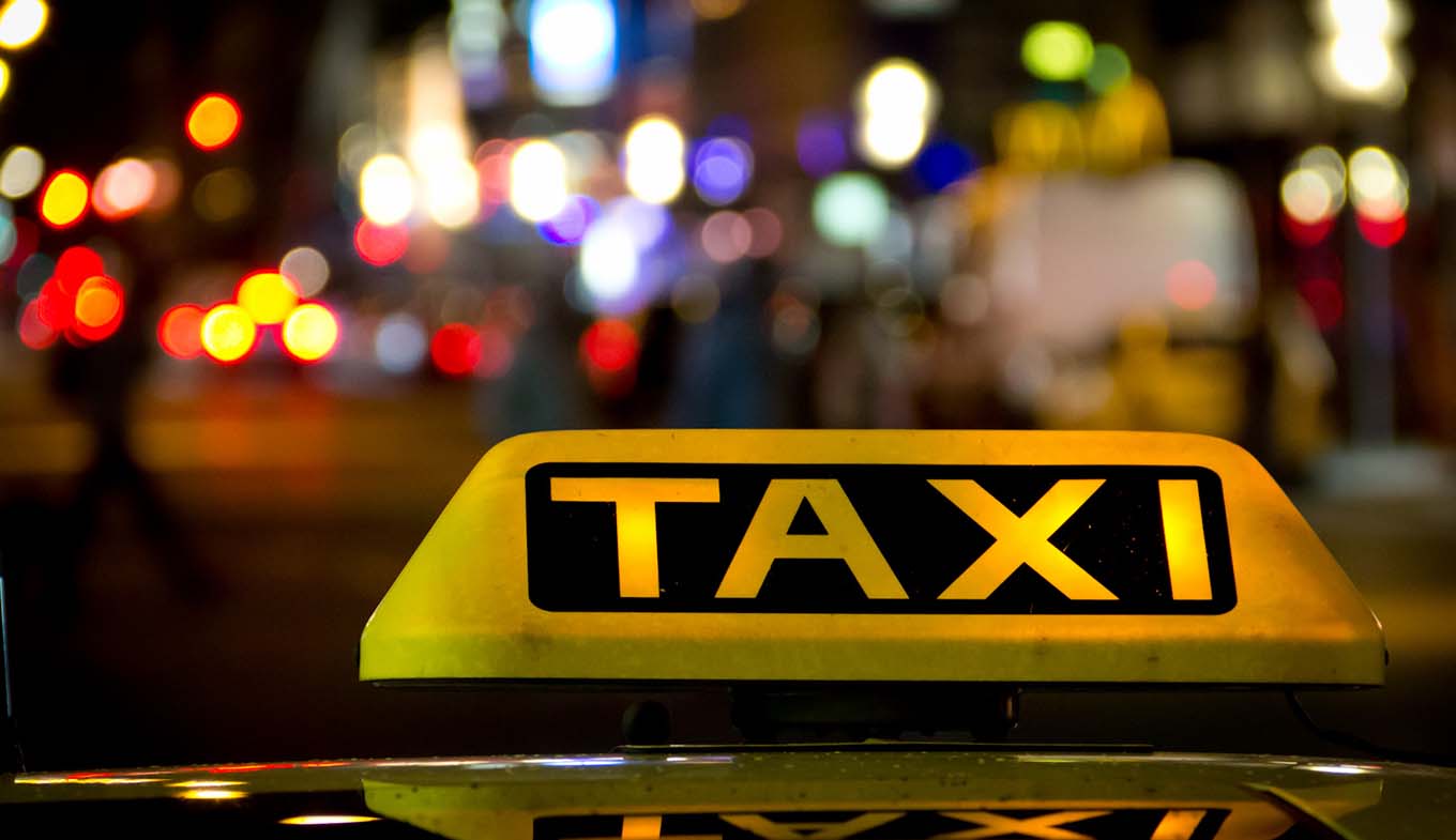 “Beynəlxalq taksi şirkətləri ölkə gəlirlərinin xaricə axmasına səbəb olur”