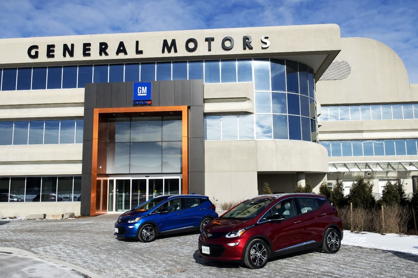 “General Motors”un səhmləri yüksəlib