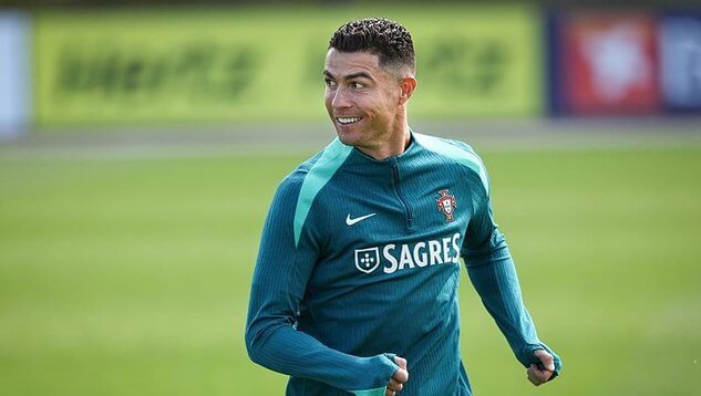 Ronaldo ardıcıl ikinci matçda het-trik edib