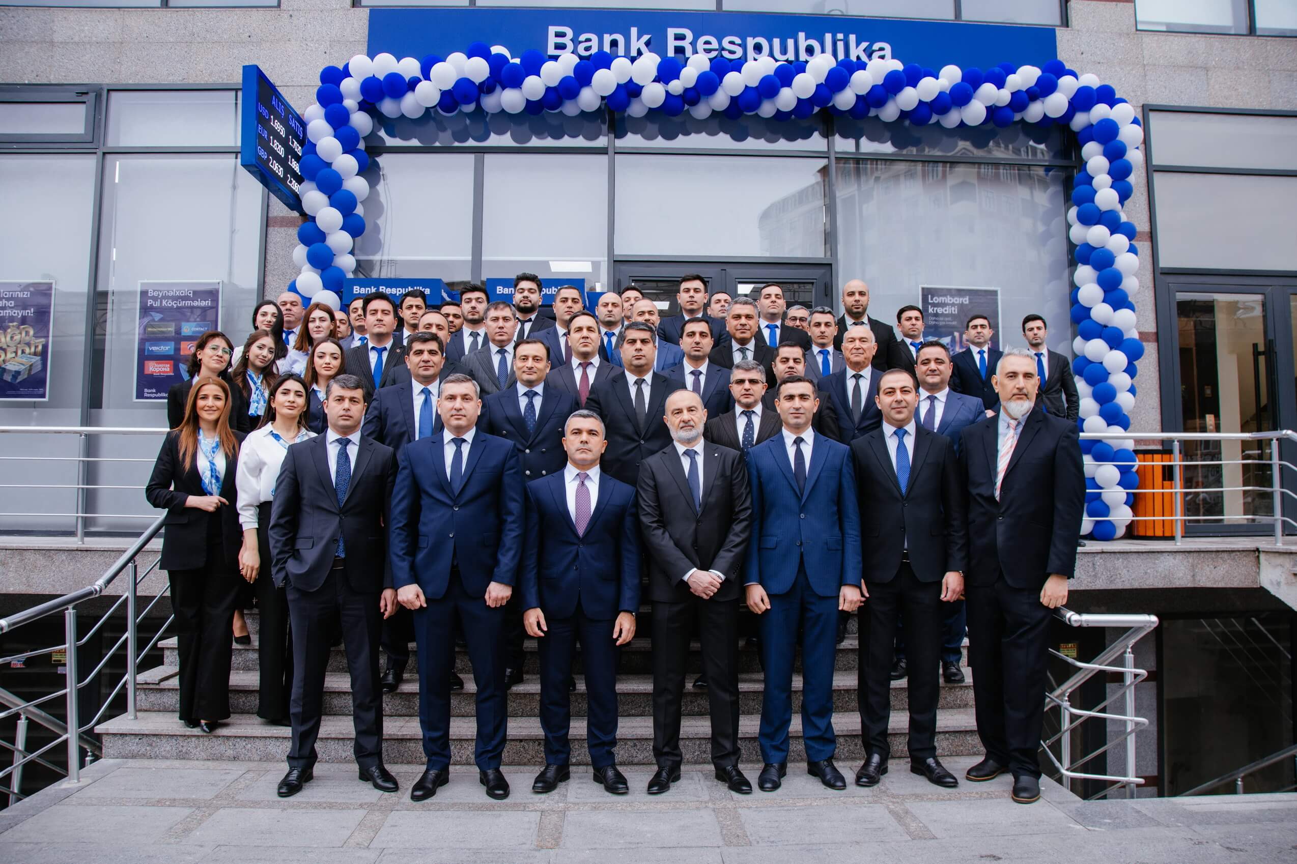  “Bank Respublika” yenilənmiş “Memar Əcəmi” filialını yeni ünvanda açdı