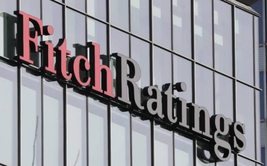 “Fitch”: Azərbaycan bu il valyuta ehtiyatlarını 74 milyard dollara yaxınlaşdıracaq